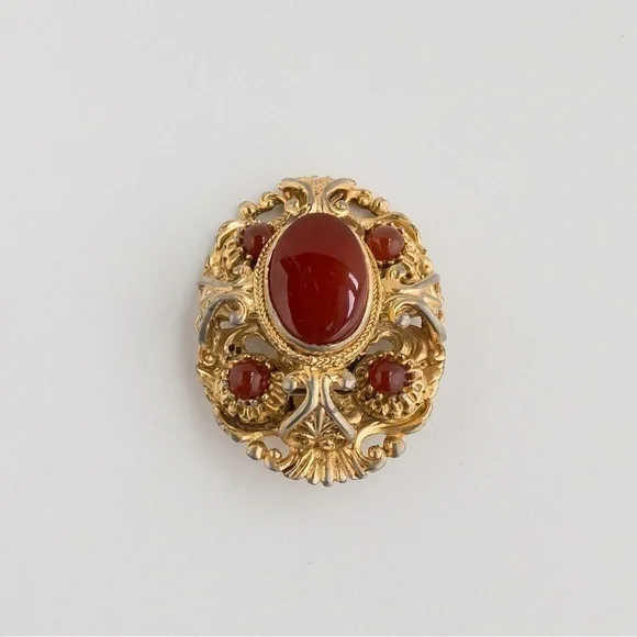 Vintage Sphinx Brooch Pin Red Poured Glass & Cabochon Rococo Baroque Style A530 - Picture 6 of 13
